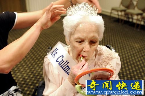 [圖文]美國養(yǎng)老院選美大賽92歲老太Jacqueline Lishkoff奪冠